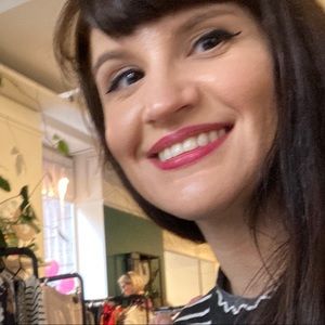 Meet your Posher, Alesha